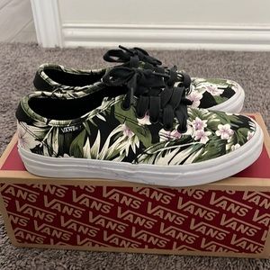 Vans Ultracush Tropical Print Sneaker